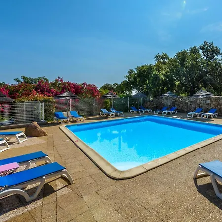 U Pirellu Κάμπινγκ