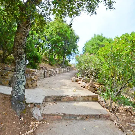 Кемпинг U Pirellu Порто-Веккьо