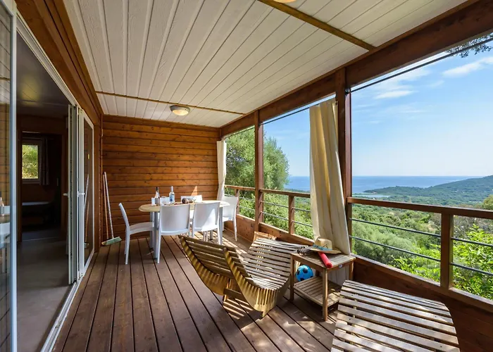 U Pirellu אתר קמפינג