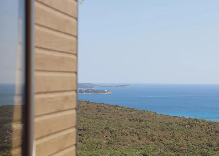 U Pirellu אתר קמפינג 4*